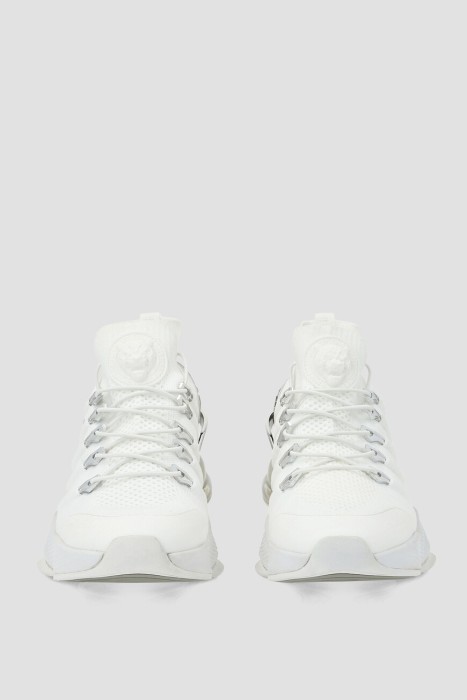 Товар белого цвета с внутренней стороны