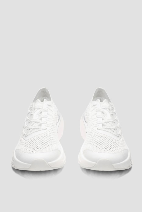 Товар белого цвета с внутренней стороны