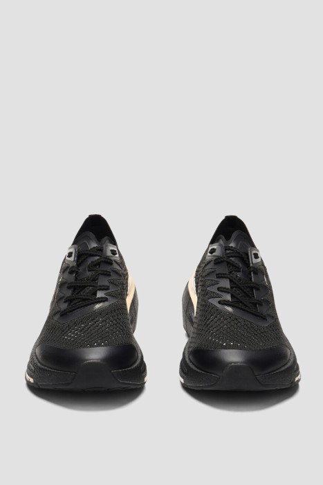 Товар черного цвета с внутренней стороны