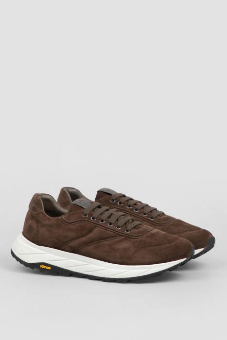 кроссовки  модель earthly из италии вид сбоку