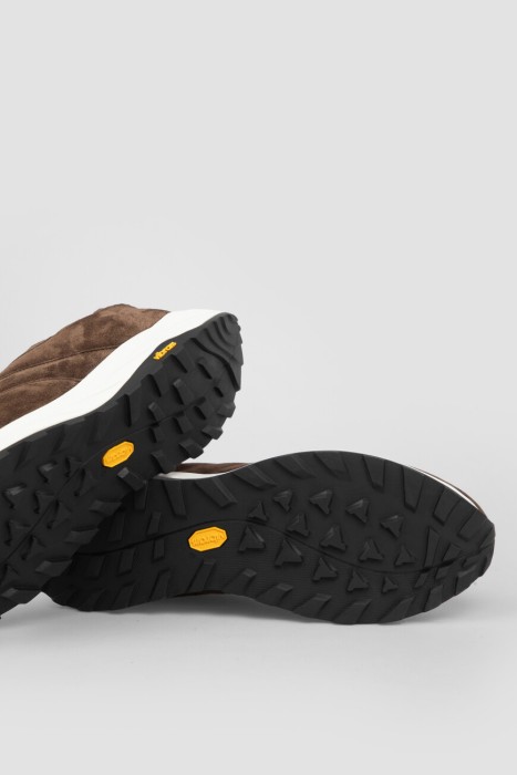 кроссовки  модель earthly универсального стиля с лицевой стороны