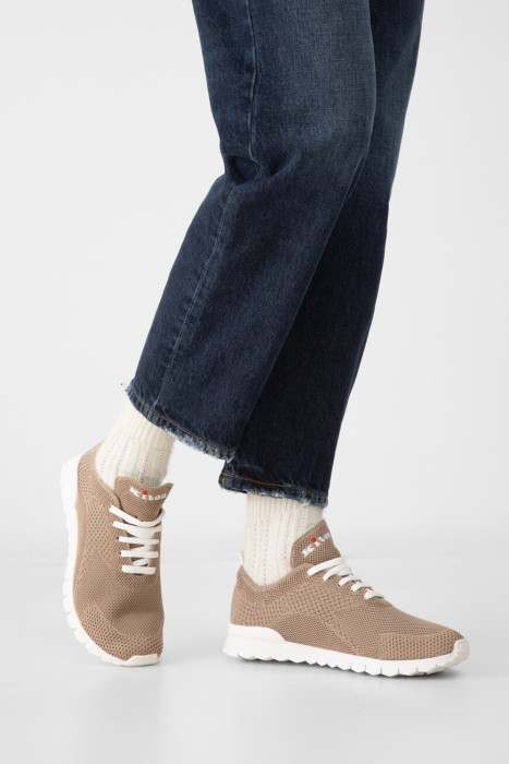 кроссовки  модель fit от бренда kiton вид слева