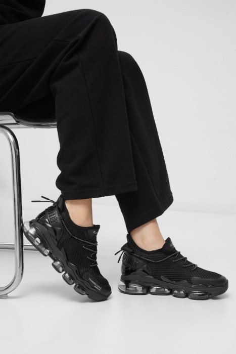 кроссовки  модель thunder force genx 01: runner edition из италии вид сбоку