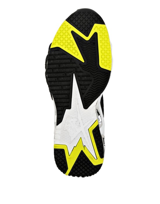 кроссовки  по цене 16800 руб вид справа