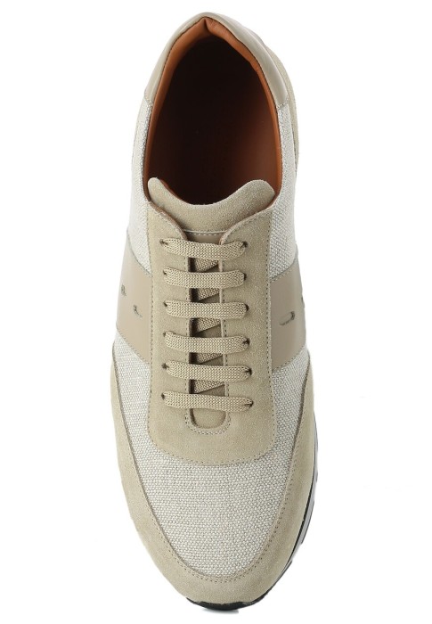 Товар бежевого цвета с внутренней стороны