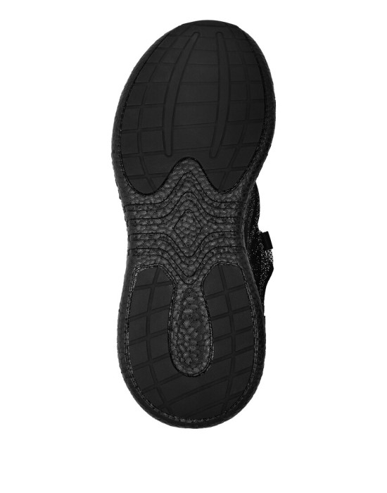 Товар черного цвета с внутренней стороны