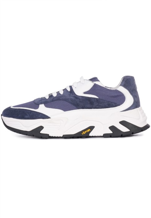 кроссовки  из италии вид сбоку