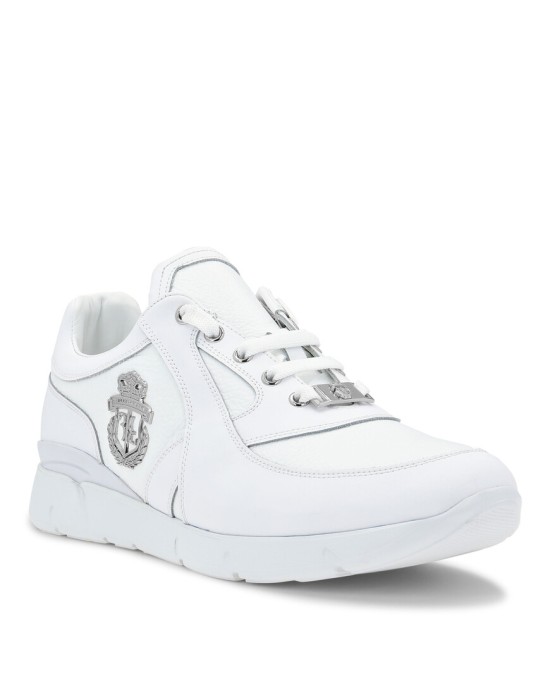 кроссовки  от бренда billionaire вид слева