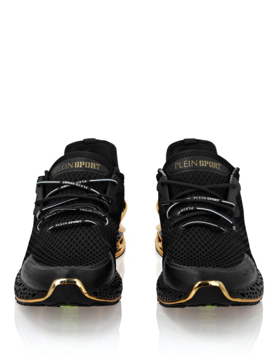 кроссовки  от бренда plein sport вид слева