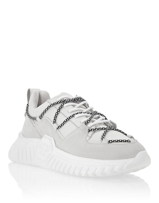 кроссовки  от бренда philipp plein вид слева