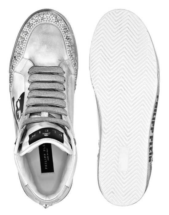 кроссовки  по цене 35724 руб вид справа