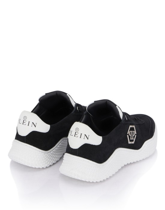 кроссовки  для взрослого возраста с изнаночной стороны