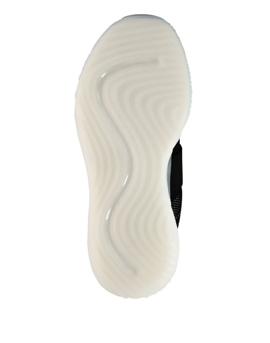 Товар черного цвета с внутренней стороны