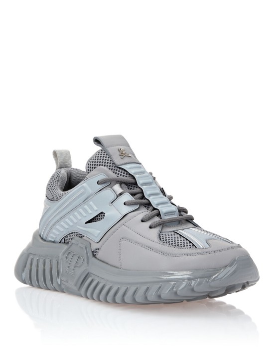 кроссовки  от бренда philipp plein вид слева