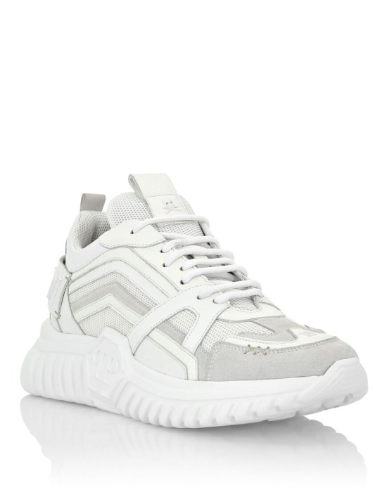 кроссовки  от бренда philipp plein вид слева