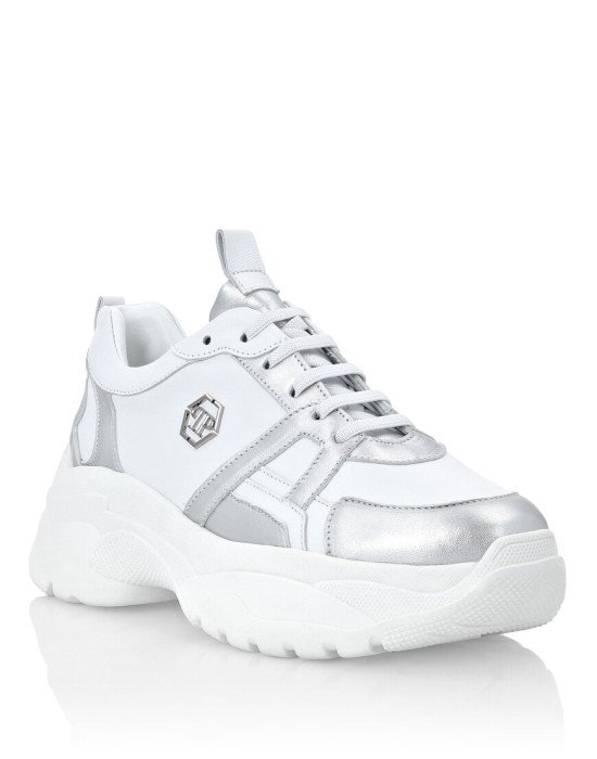 кроссовки  от бренда philipp plein вид слева