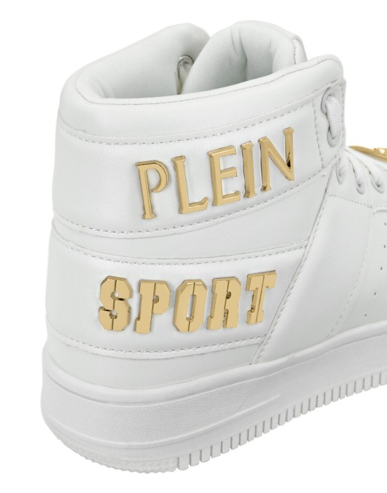 кроссовки  из проверенных материалов спереди