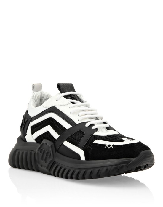 кроссовки  от бренда philipp plein вид слева