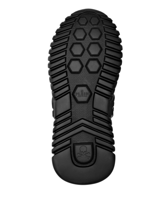 кроссовки  по цене 33464 руб вид справа