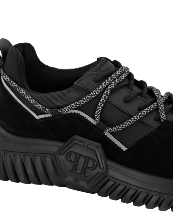 кроссовки  из америки вид сбоку