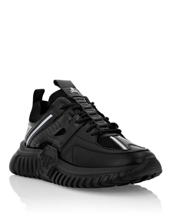 кроссовки  от бренда philipp plein вид слева