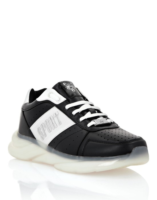 кроссовки  от бренда plein sport вид слева