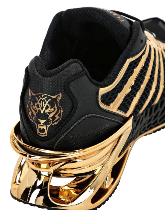 кроссовки  из италии вид сбоку