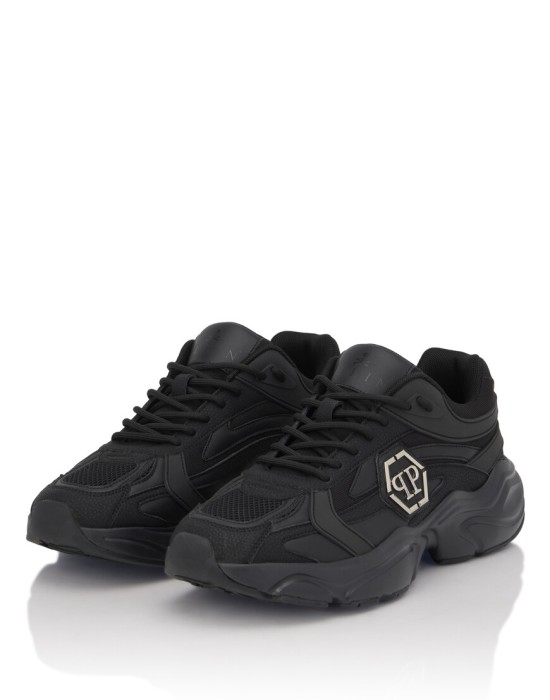 кроссовки  классического стиля с лицевой стороны