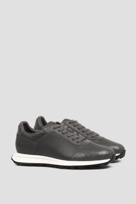 кроссовки  по цене 135000 руб вид справа