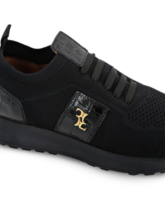 кроссовки  по цене 61200 руб вид справа