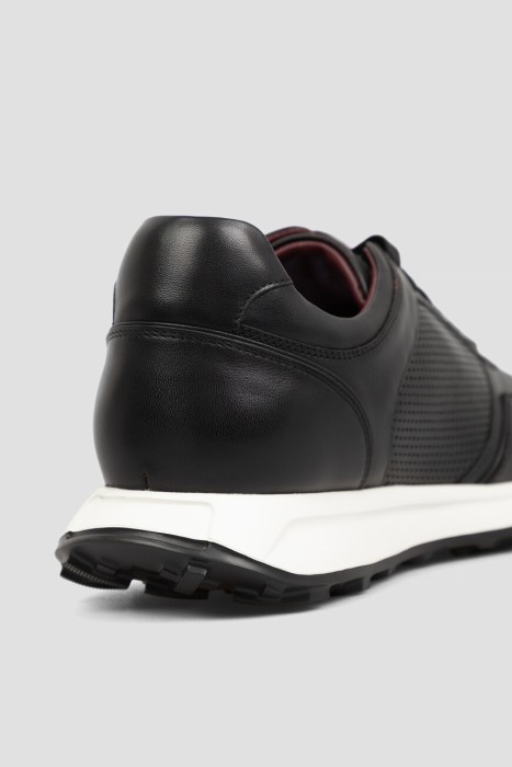 кроссовки  из кожи спереди