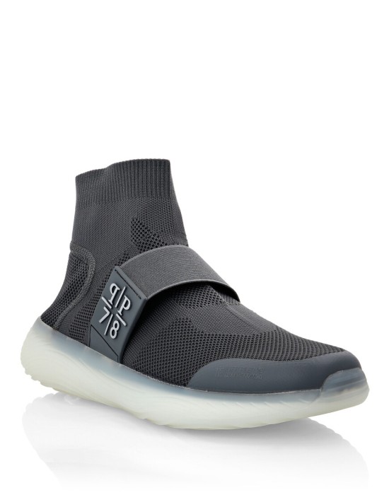 кроссовки  от бренда philipp plein вид слева