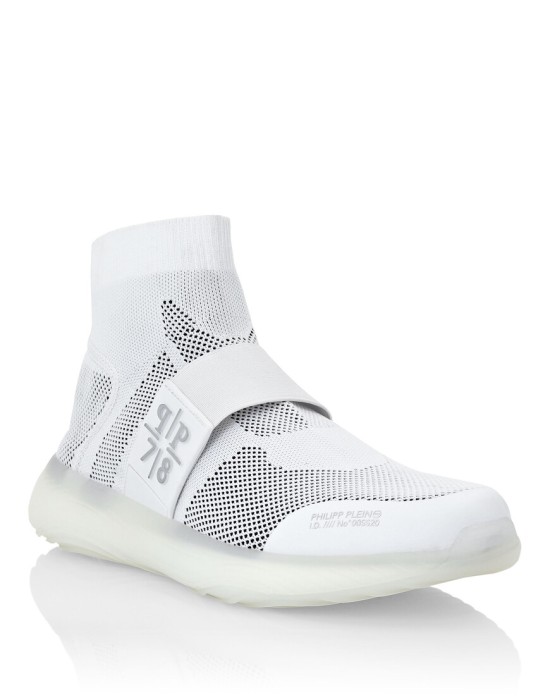 кроссовки  от бренда philipp plein вид слева