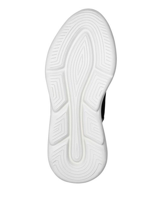 Товар черного цвета с внутренней стороны