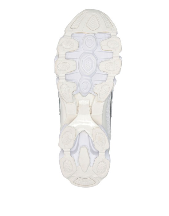 Товар белого цвета с внутренней стороны