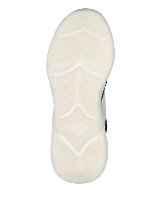 Товар черного цвета с внутренней стороны