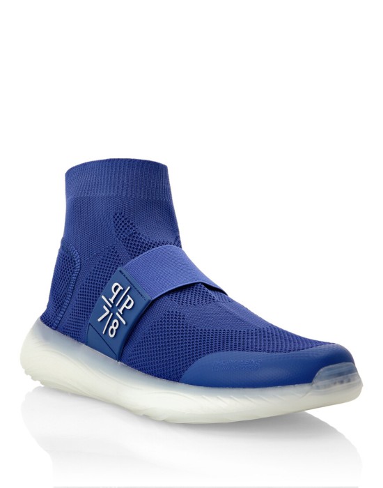 кроссовки  от бренда philipp plein вид слева