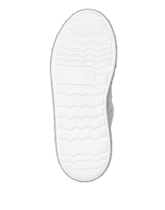 кроссовки  по цене 232560 руб вид справа