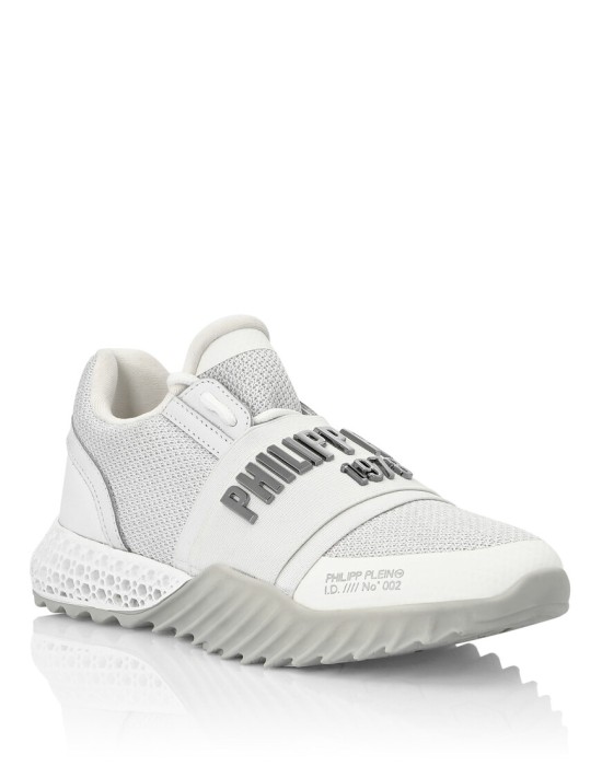 кроссовки  от бренда philipp plein вид слева