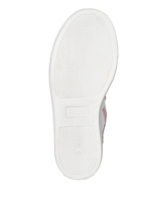 Товар белого цвета с внутренней стороны