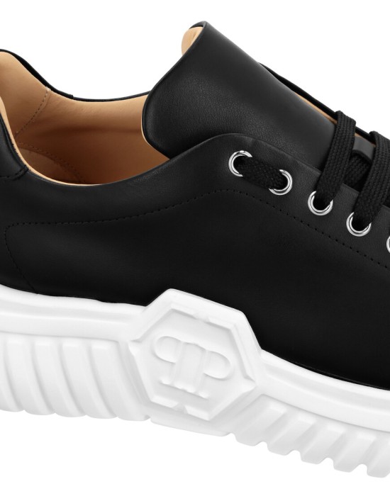 кроссовки  из америки вид сбоку