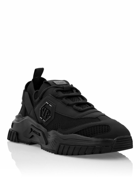 кроссовки  по цене 41927 руб вид справа