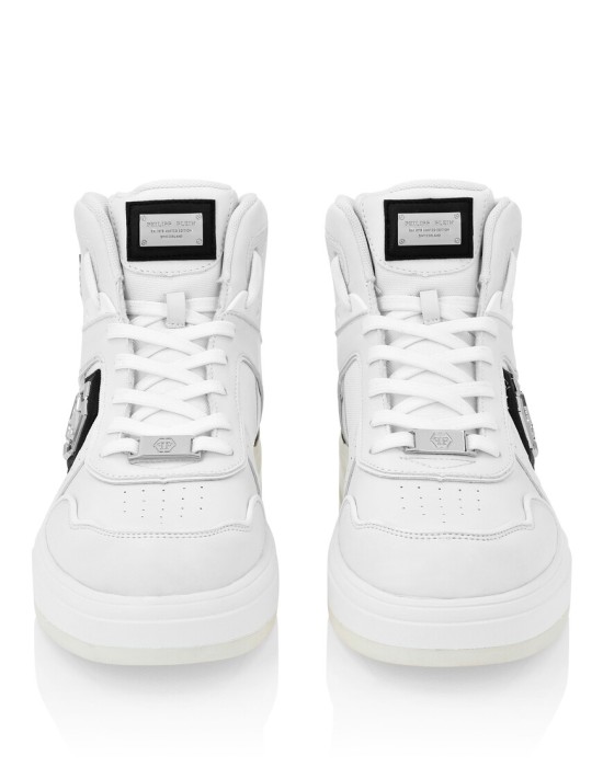 кроссовки  от бренда philipp plein вид слева