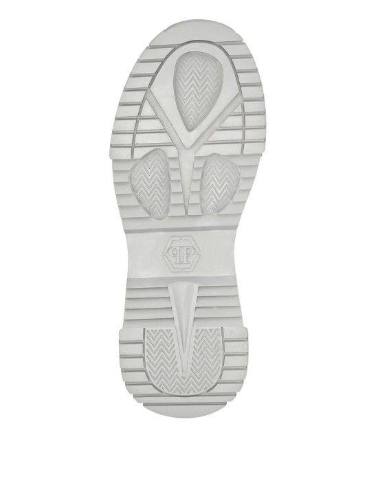 кроссовки  по цене 34304 руб вид справа