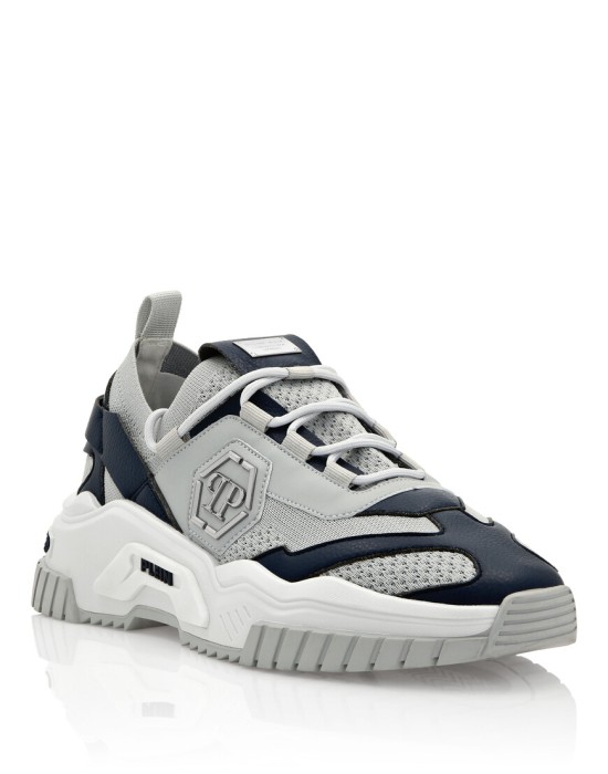 кроссовки  от бренда philipp plein вид слева