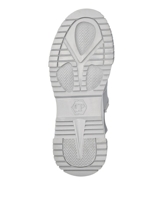 кроссовки  по цене 45738 руб вид справа