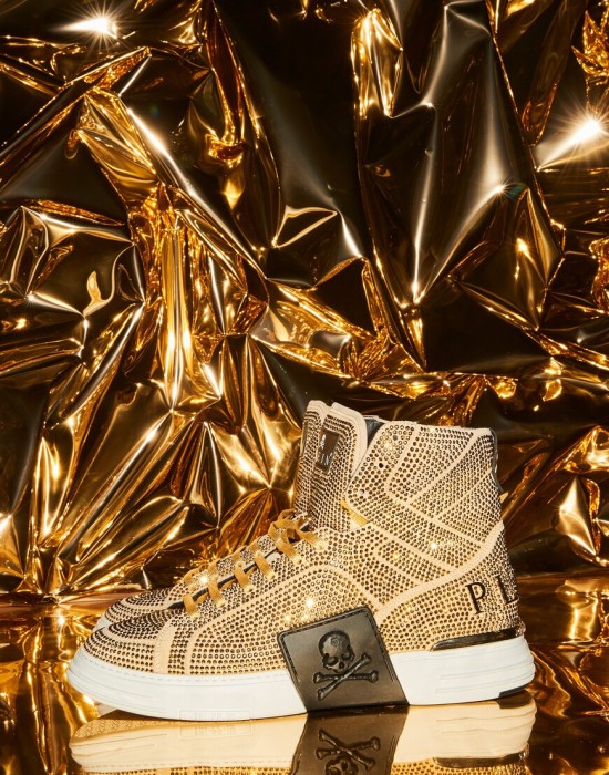 кроссовки  для взрослого возраста с изнаночной стороны