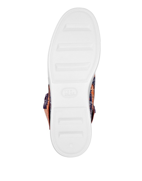 кроссовки  по цене 88892 руб вид справа