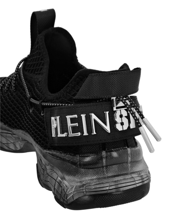 кроссовки  для взрослого возраста с изнаночной стороны