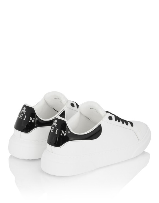 кроссовки  для взрослого возраста с изнаночной стороны